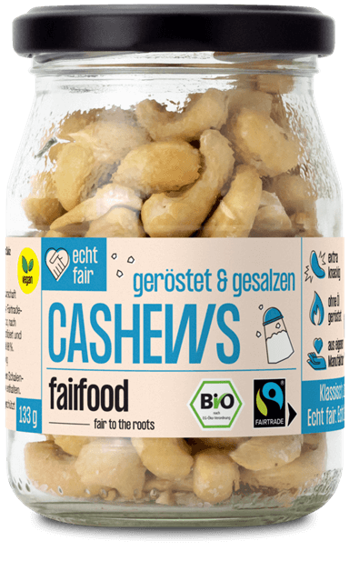 Cashewkerne geröstet und gesalzen im Glas